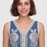 Vestă damă din bumbac albastră cu broderie florală