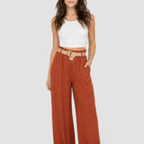 Pantaloni damă cu croială amplă și curea textilă cărămiziu