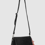 Poșetă damă Desigual structurat din piele ecologică, negru