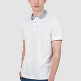 Tricou polo bărbați bumbac alb cu guler modelat contrast