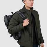 Rucsac bărbați gri cu compartiment principal și fermoar