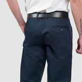 Pantaloni bărbați slim fit bleumarin din bumbac și in