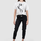 Tricou femei alb cu imprimeu text și buzunar