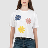 Tricou femei alb cu aplicații florale brodate