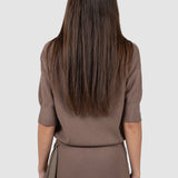 Compleu damă maro tricotat cu fustă asimetrică