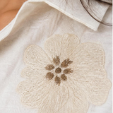 Cămașă damă crem din amestec cu in, broderie florală și nod frontal