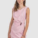 Rochie damă midi roz cu drapaj lateral și slit frontal
