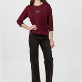 Bluză damă bordo cu aplicație fluture decorativ