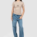 Tricou femei din bumbac elastic perforat, logo frontal, bej
