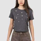 Tricou femei gri cu aplicații fluturi, croială cropped