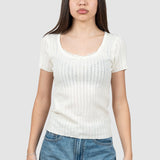 Tricou femei alb tricotat cu model perforat și decolteu rotund