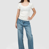 Tricou femei alb tricotat cu model perforat și decolteu rotund