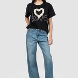 Tricou femei negru cu aplicație inimă brodată și text decorativ