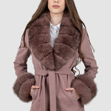 Palton damă roz cu guler și manșete din blană
