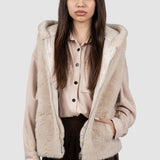 Vestă damă din blană sintetică cu glugă bej