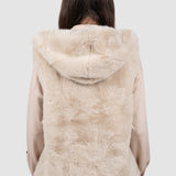 Vestă damă din blană sintetică cu glugă bej
