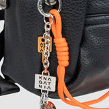 Rucsac damă negru cu fermoar dublu și breloc