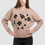 Pulover de damă cu flori aplicate și design modern